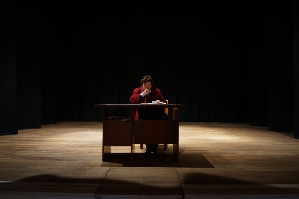 Commedia sul palco, cultura nel cuore